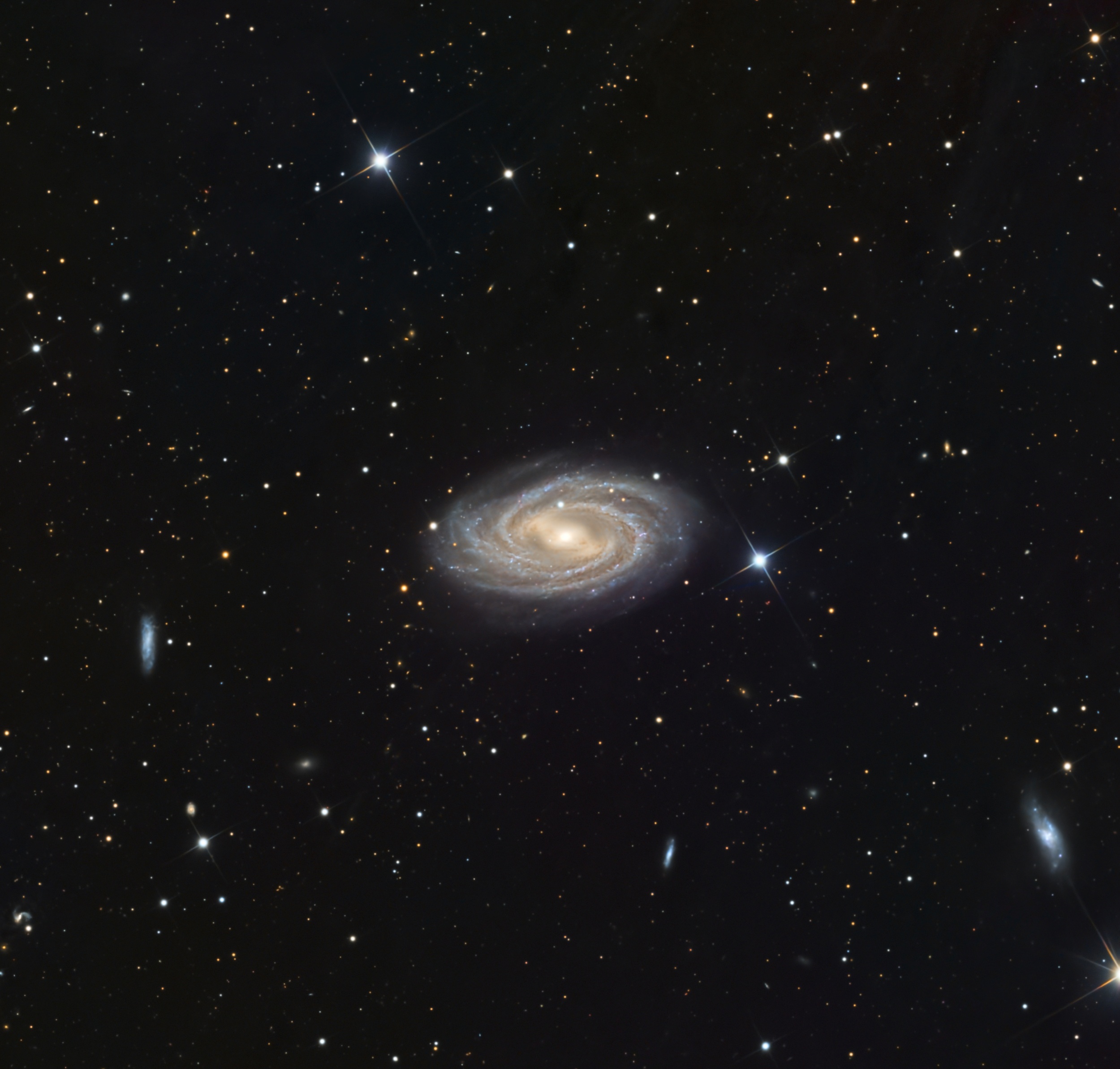 7h LRGB mit Planewave CDK17 + FLI Proline 16803