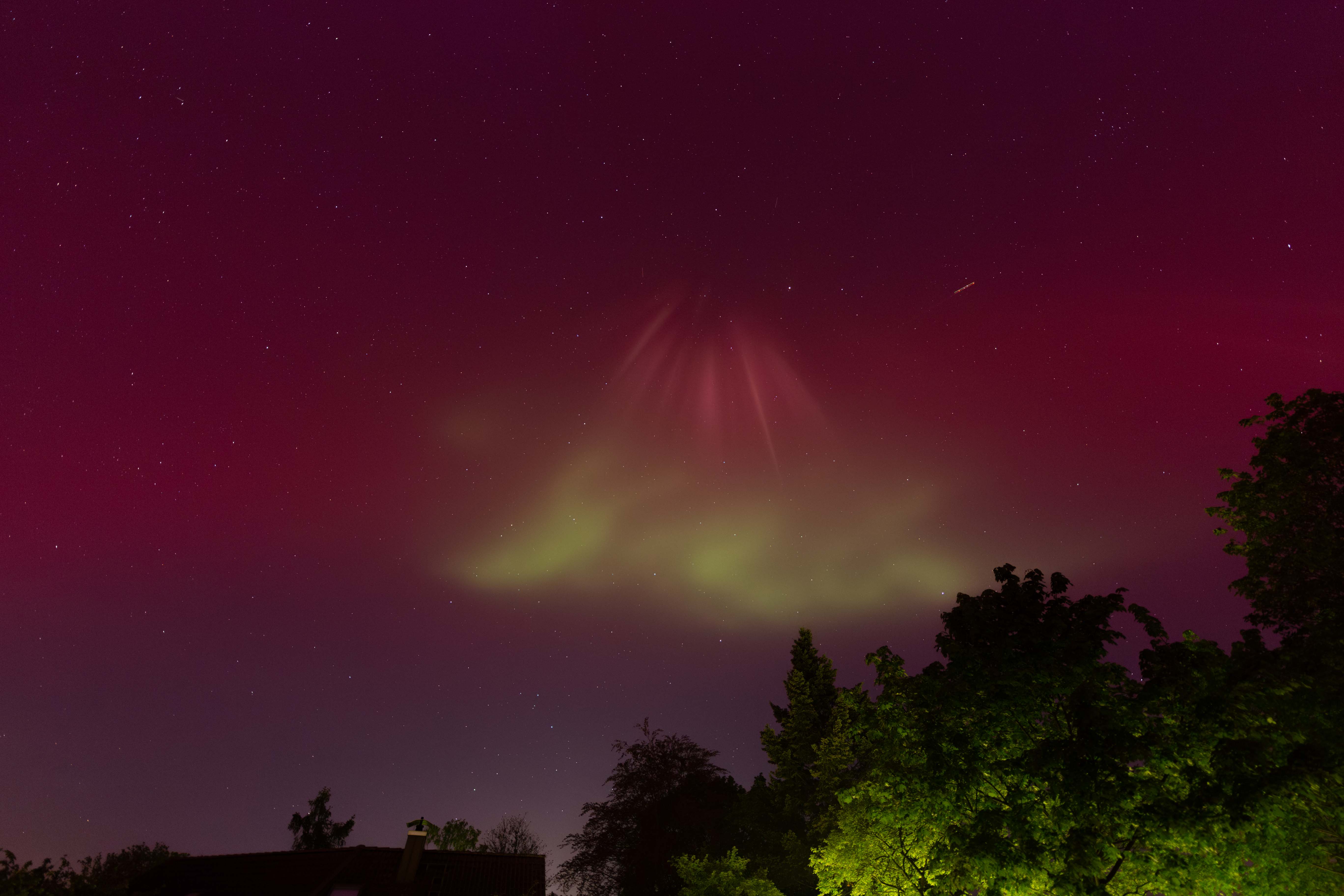 00:53 MESZ Polarlicht über Skorpion